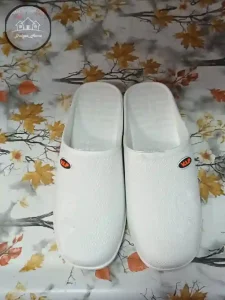 دمپایی جلوبسته ژله ای سفید