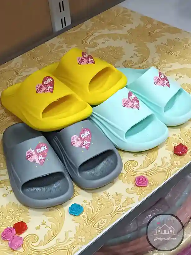 دمپایی زنانه قلبی