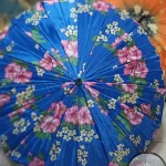 چتر گلدار آبی کاربنی