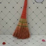 جارو چوبی کوچک